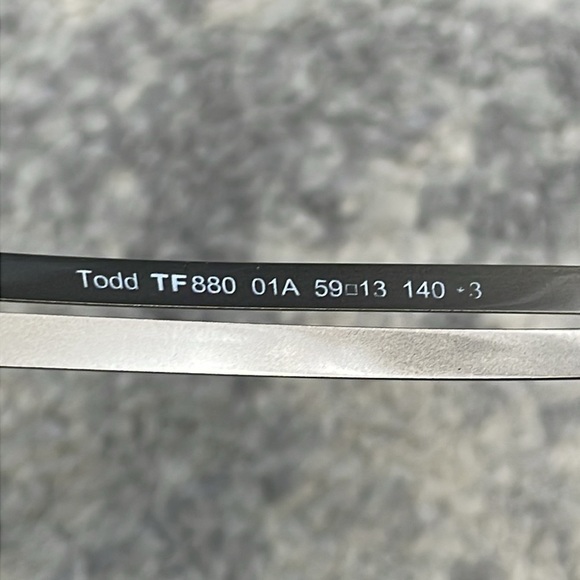 New Tom Ford Todd TF880 01A Unisex Aviator Sunglasses Black FT0880 - Picture 10 of 16